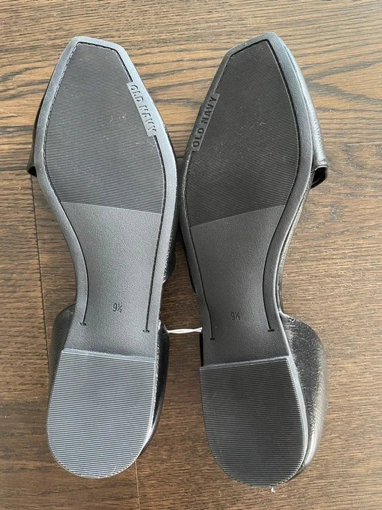 Old Navy Black Dorsay Flats - Picture 5 of 7